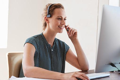 Nurse navigator speaking with a patient on the phone